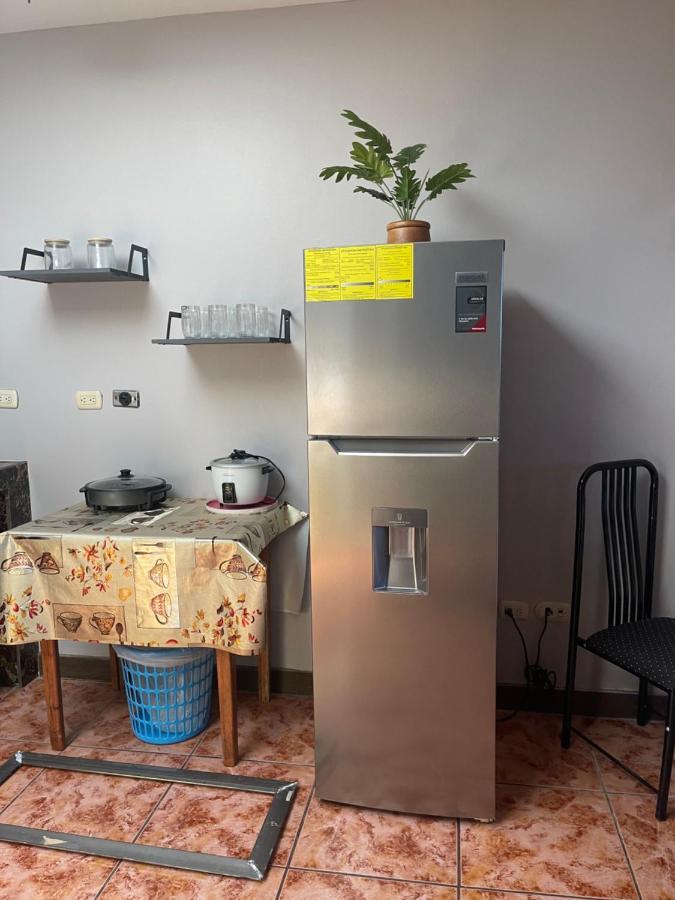 Апартаменты Relax In Downtown Alajuela 5 Min Near The Airport Экстерьер фото